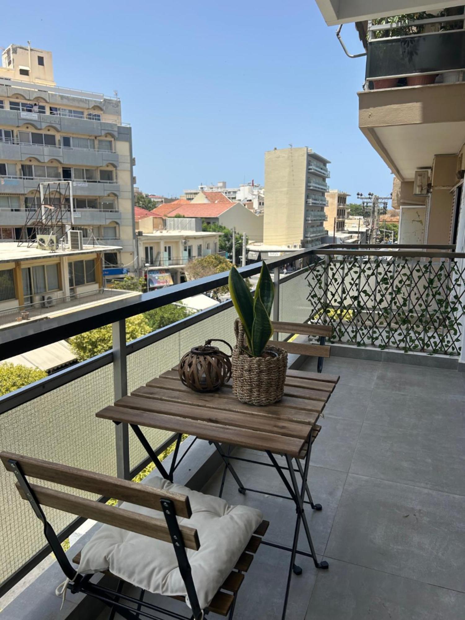 Jo'S Central & Cozy Apartment Chrissi Akti Chania Exterior foto